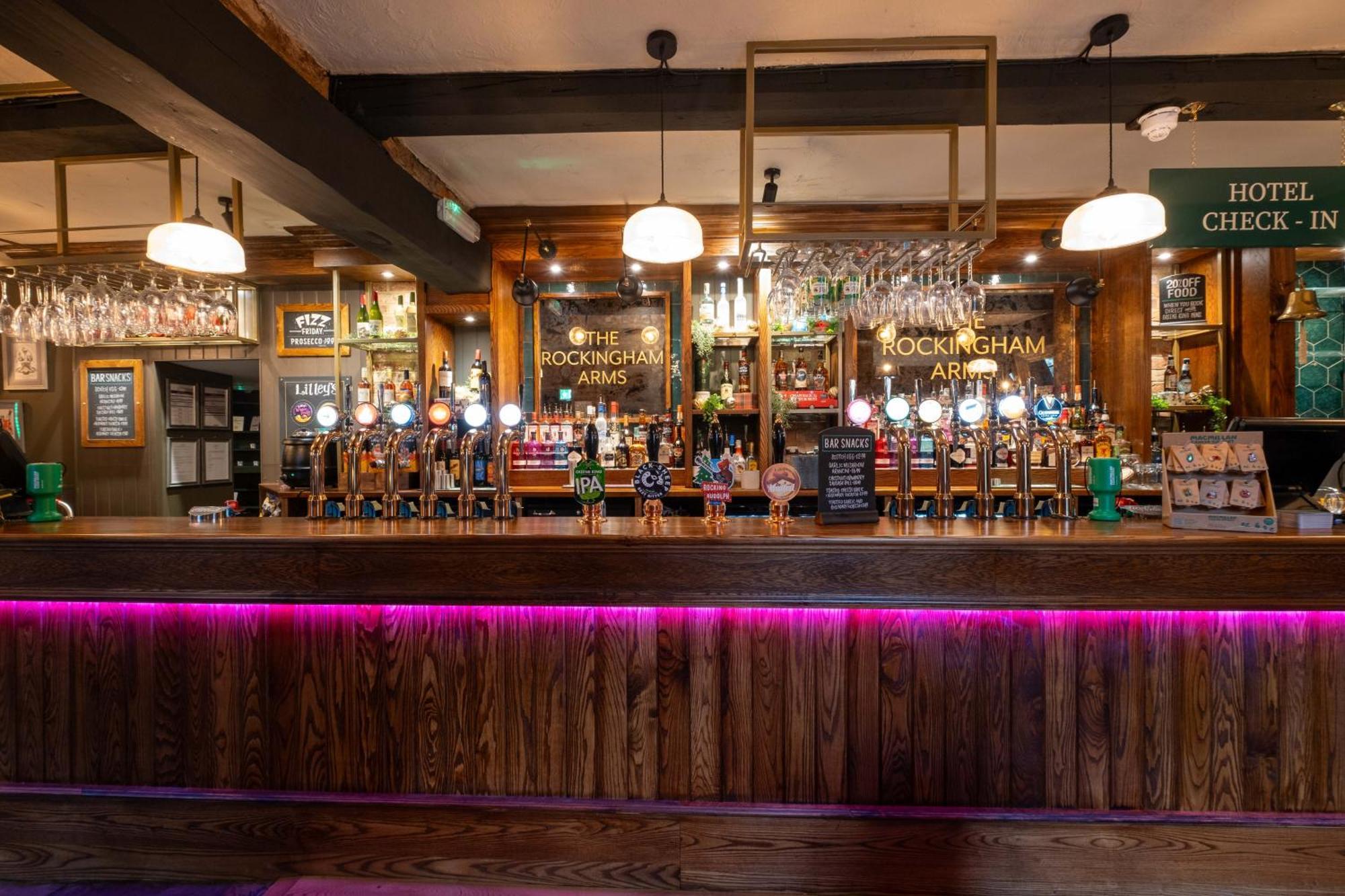 Rockingham Arms By Greene King Inns Wentworth  Екстер'єр фото